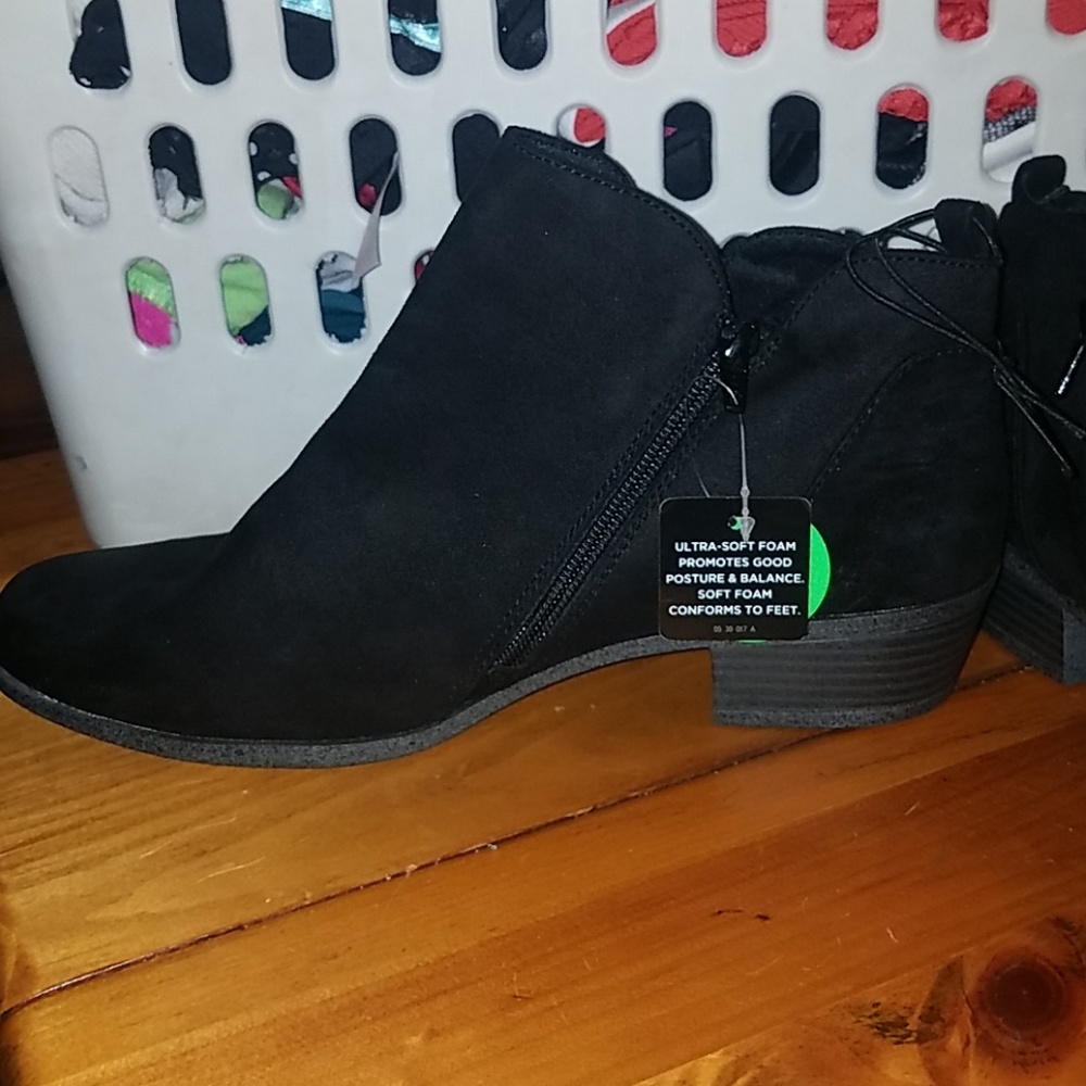 Arizona Jean Company booties!!